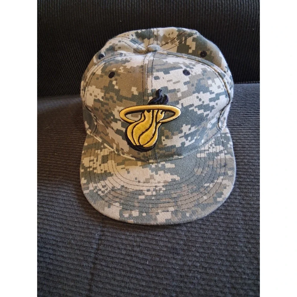 New‎ Era Miami Heat NBA Snapback Hat Digital Camo Green Gold Adjustable Cap Mens